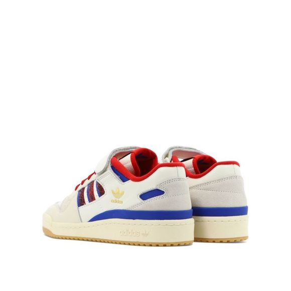 mens white adidas skate shoes